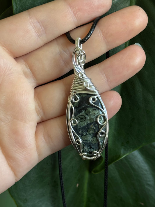 kambaba jasper pendant