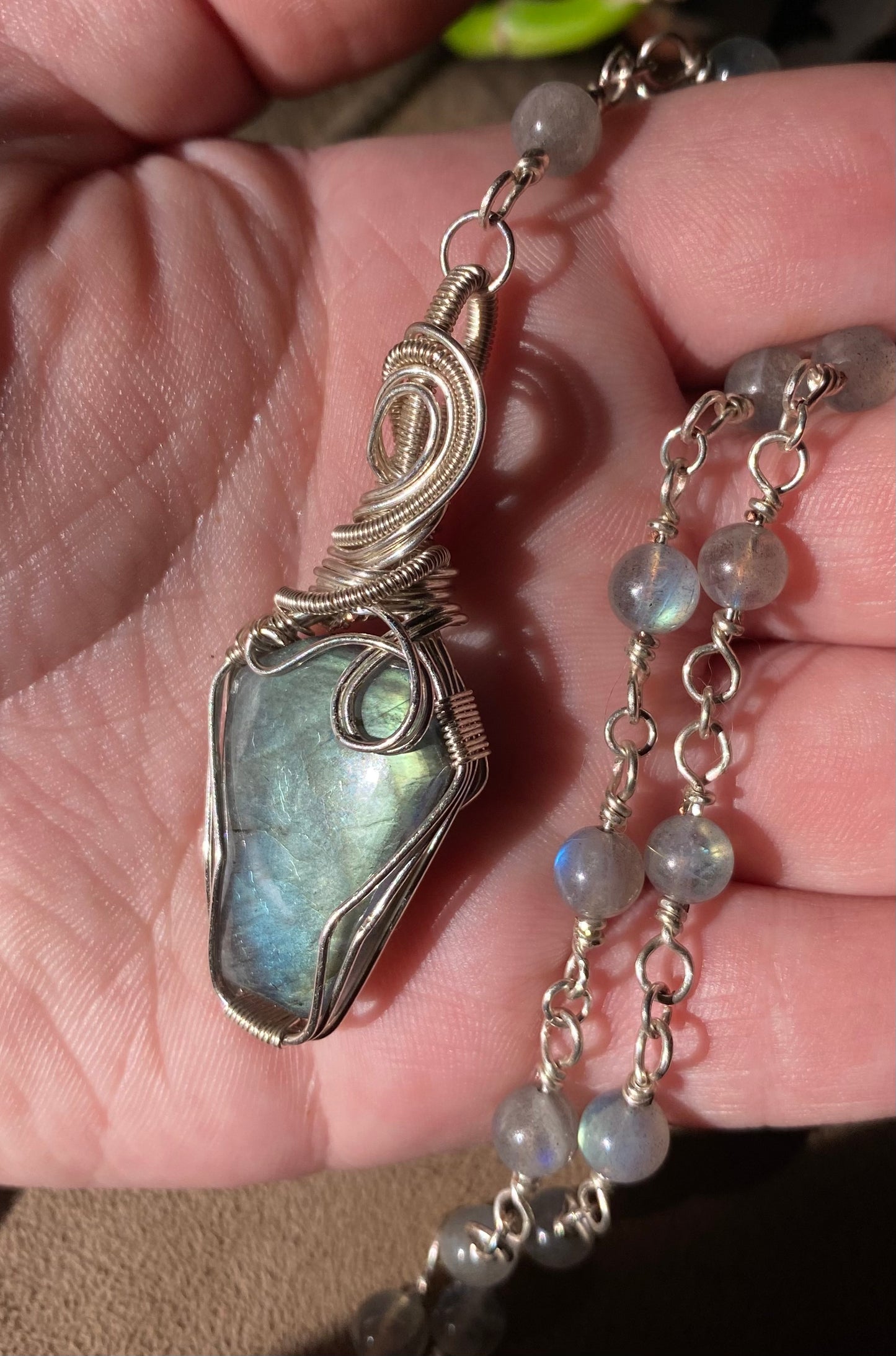 flashy labradorite chain & pendant