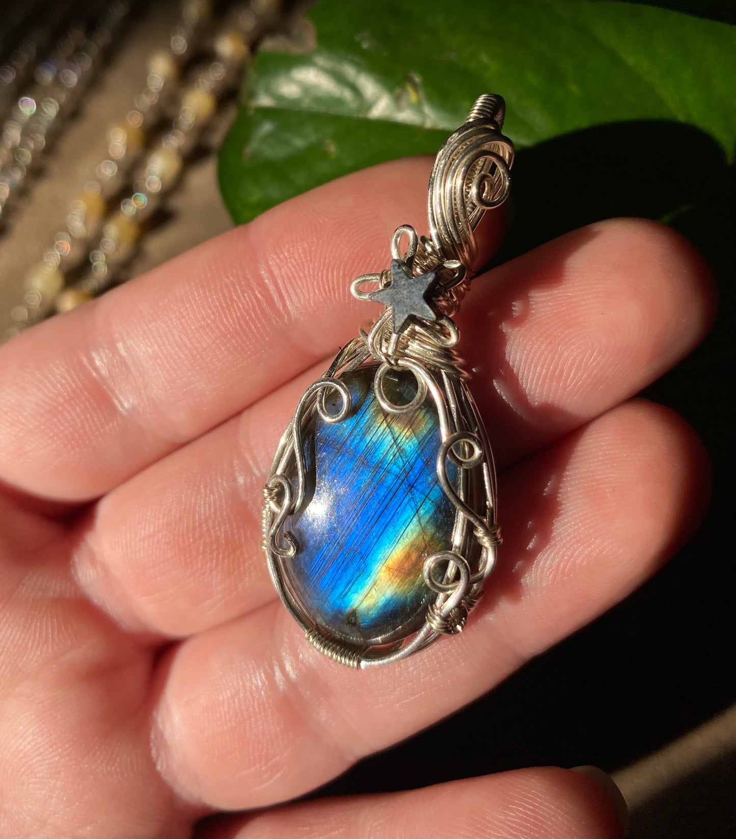 swirly silver labradorite/hematite pendant